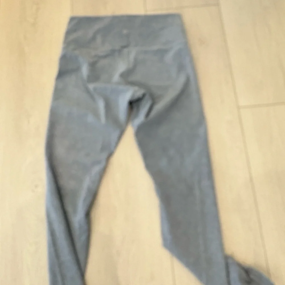 Lululemon Align High-Waisted Leggings - Picture 3 of 8